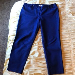 Liz Claiborne “Emma” Cropped Pants